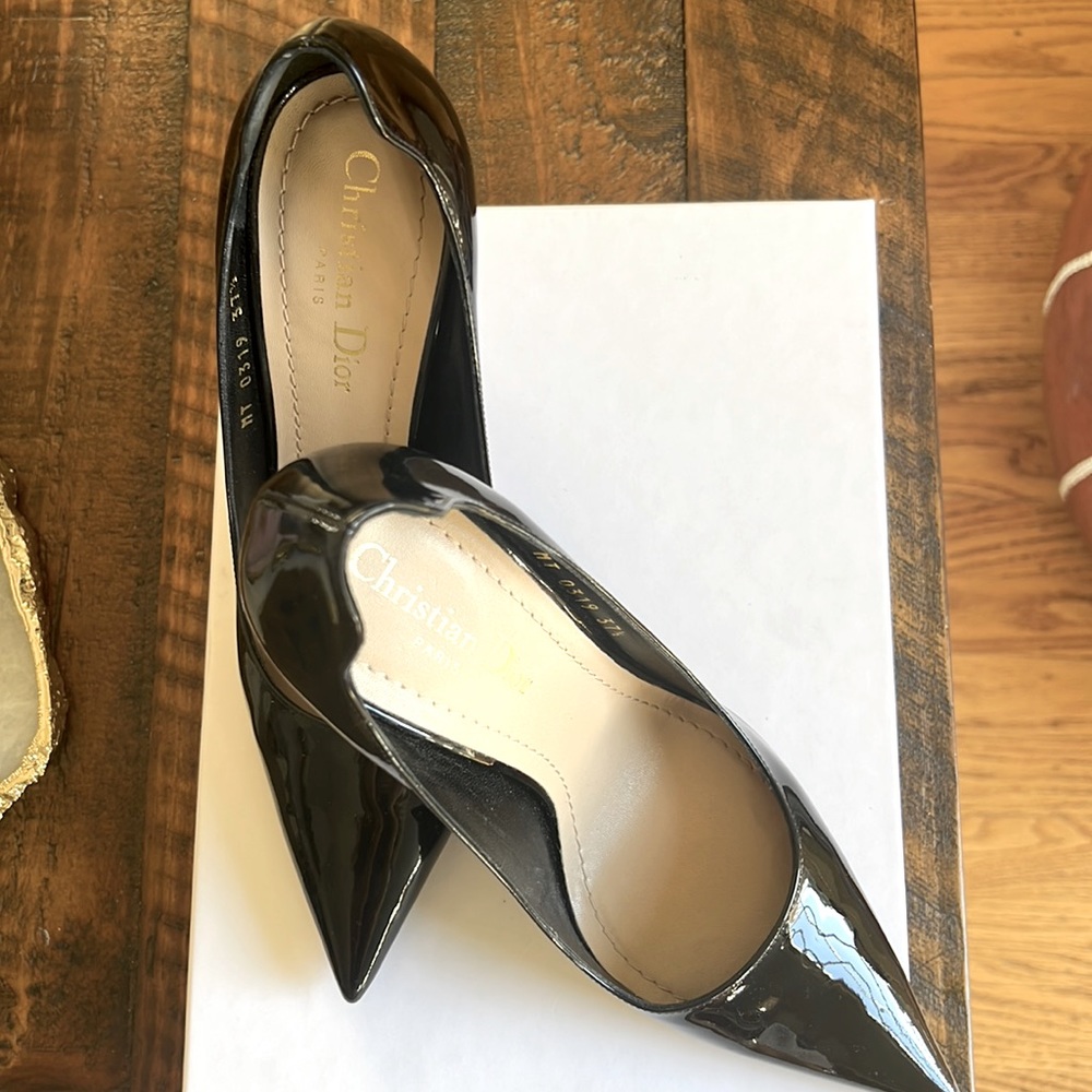 Christian Dior Patent Calfskin pump